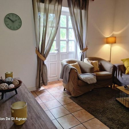 Hotel Le Pavillon De St Agnan Hautefort Exterior foto