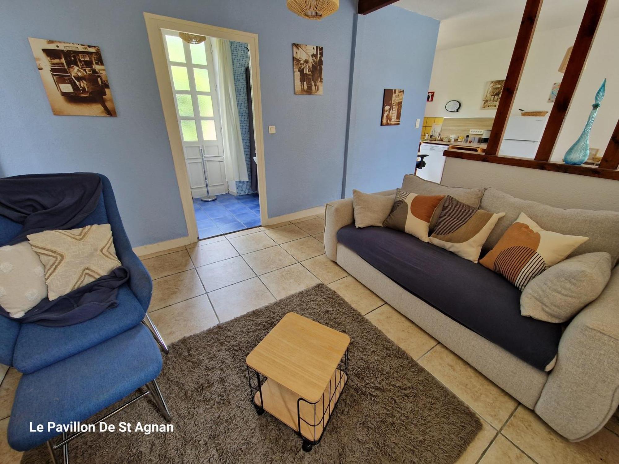 Hotel Le Pavillon De St Agnan Hautefort Exterior foto